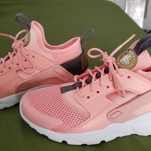Nike Huarache Shoes